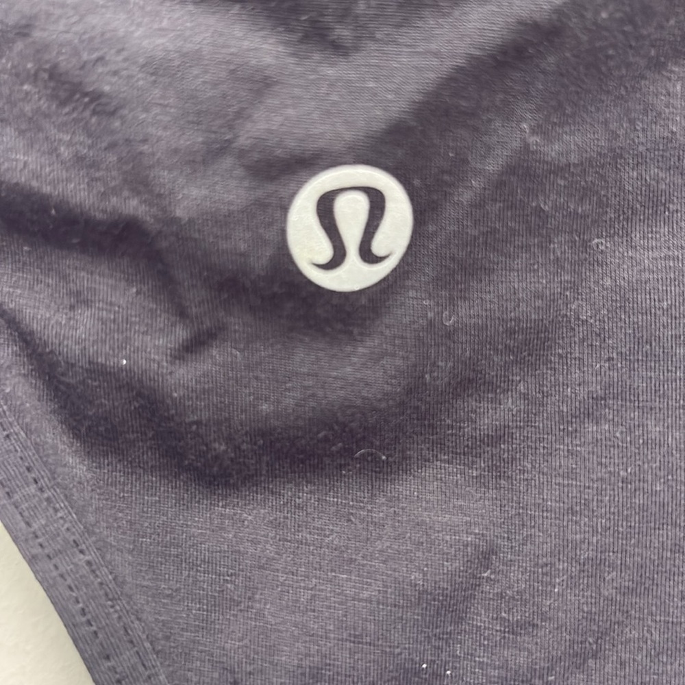 Lululemon shoulder cutout yoga tank - Picture 5 of 5